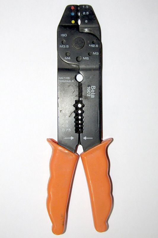Clește dezizolator tip pistol Beta
